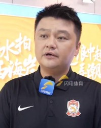 开云体育下载-青岛西海岸俱乐部董事长谈韩鹏：顶住压力，目前成绩给他打90分