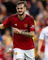 记者：曼联21岁前锋休吉尔将租借加盟英乙巴尼特，合同明夏到期