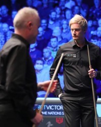 开云体育入口-英格兰赛罗伯逊首夺桂冠 希金斯“背靠背”遭绝杀