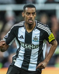 kaiyun-克拉滕伯格：如果伊萨克真生气，别发牢骚，为什么不提交转会申请